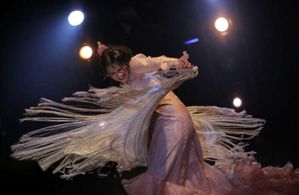 Alhama late a ritmo de flamenco